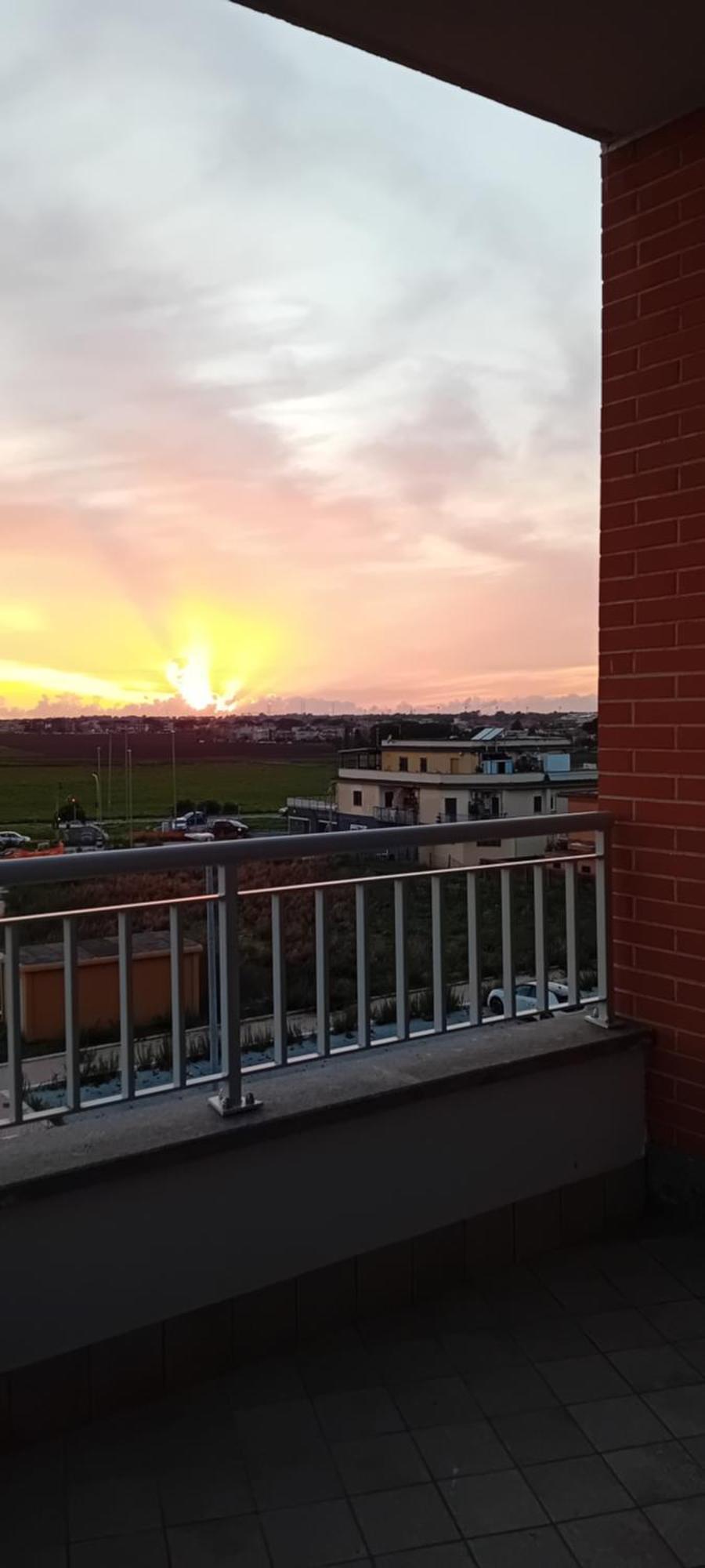 Apartamento Sunset Metropolitana Anagnina Con 2 Bagni
